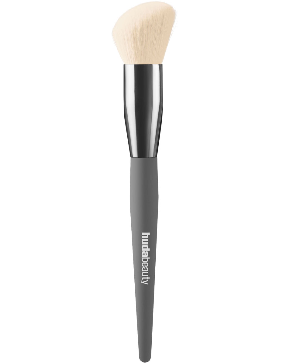 HUDA BEAUTY DIFFUSING CHEEK BRUSH Blush Brush 1 ST
