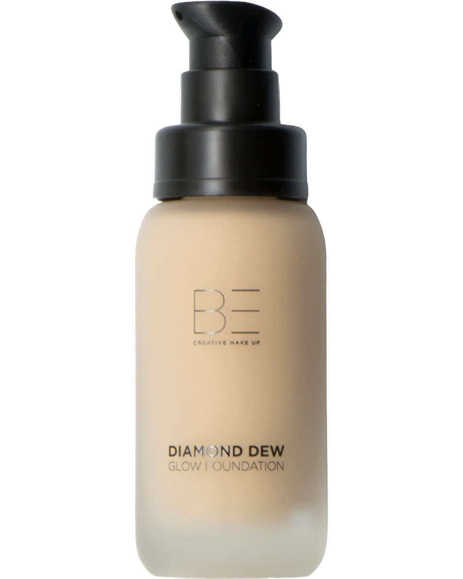 BE Creative Make Up DIAMOND DEW GLOW 24 uur hydraterende glowy foundation met medium dekking Hoola Original / Cookie Golden Pearl / Pompom / Shellie Gleam