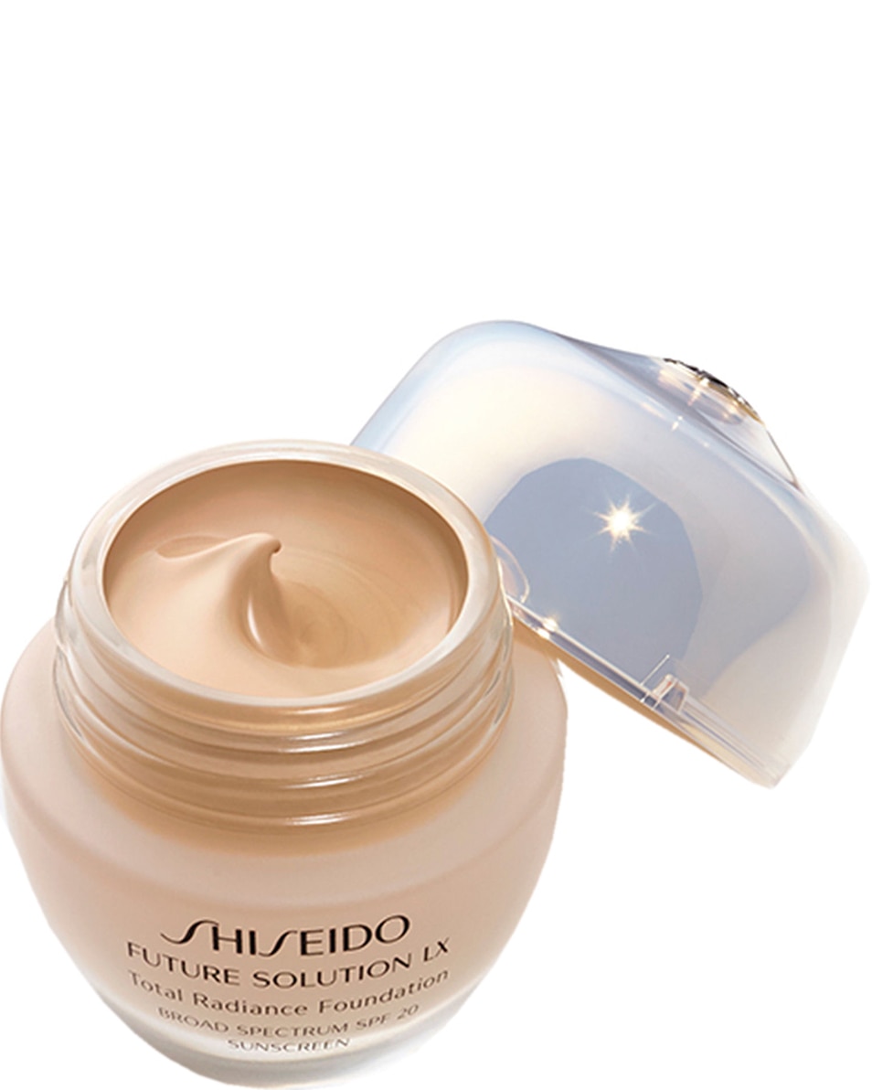 SHISEIDO FUTURE SOLUTION LX TOTAL RADIANCE FOUNDATION Neutral4