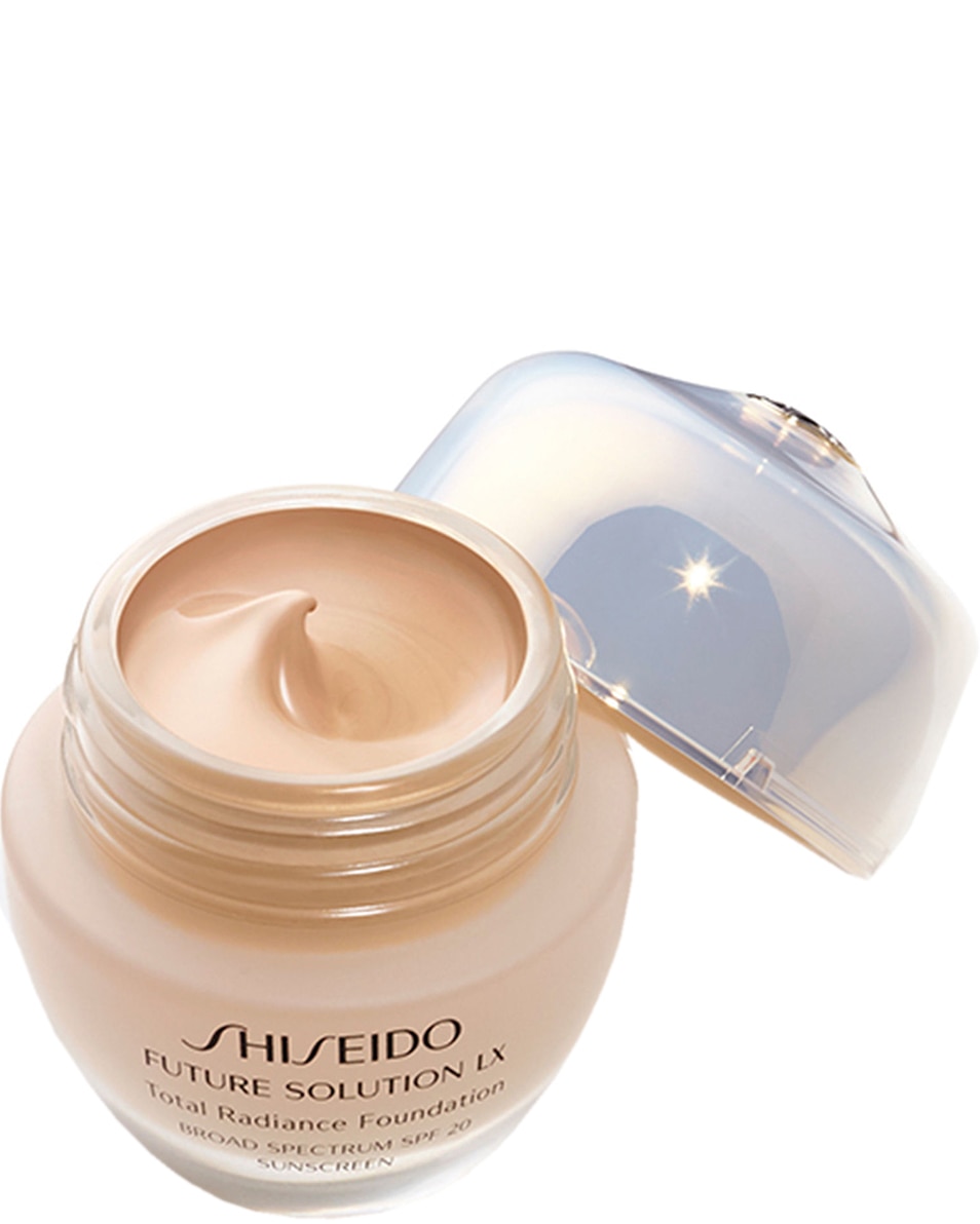 SHISEIDO FUTURE SOLUTION LX TOTAL RADIANCE FOUNDATION Neutral3