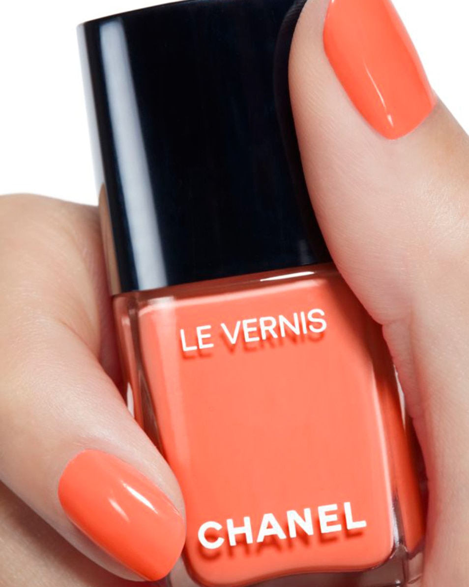Chanel LE VERNIS LANGHOUDENDE NAGELLAK 933 - CAP CORAIL 2