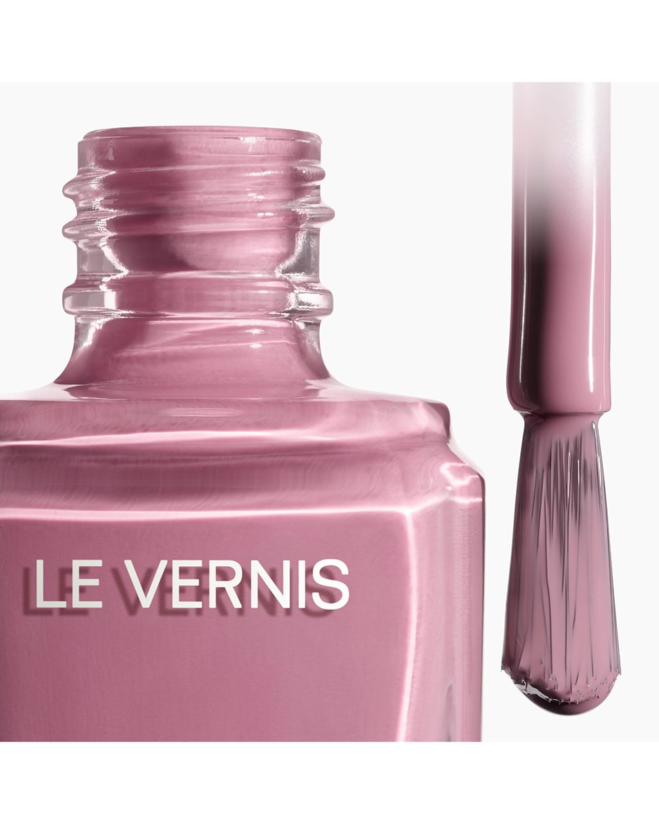 CHANEL LE VERNIS LANGHOUDENDE NAGELLAK 137 SORCIÈRE