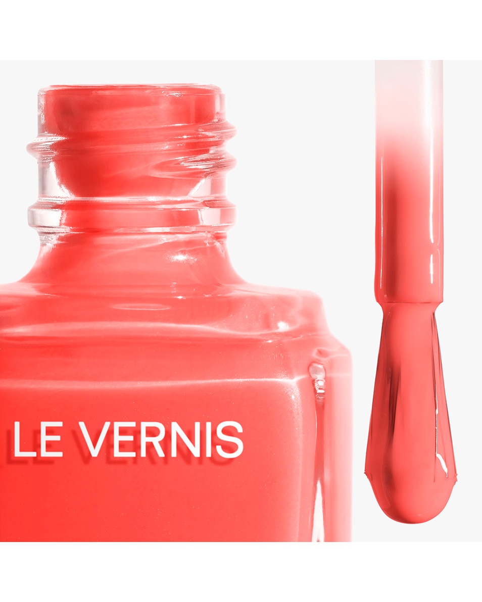 CHANEL LE VERNIS LANGHOUDENDE NAGELLAK 121 PREMIÈRE DAME 2