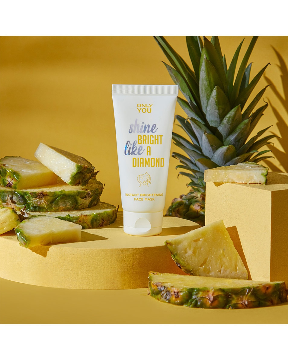 SHINE BRIGHT LIKE A DIAMOND - INSTANT BRIGHTENING FACE MASK