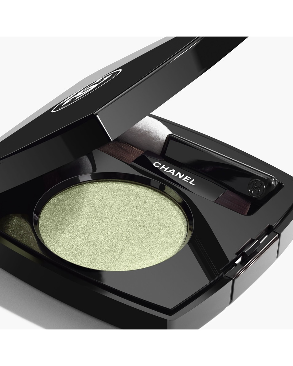CHANEL OMBRE ESSENTIELLE MULTIFUNCTIONELE LANGHOUDENDE OOGSCHADUW JADE FACETTÉ 2