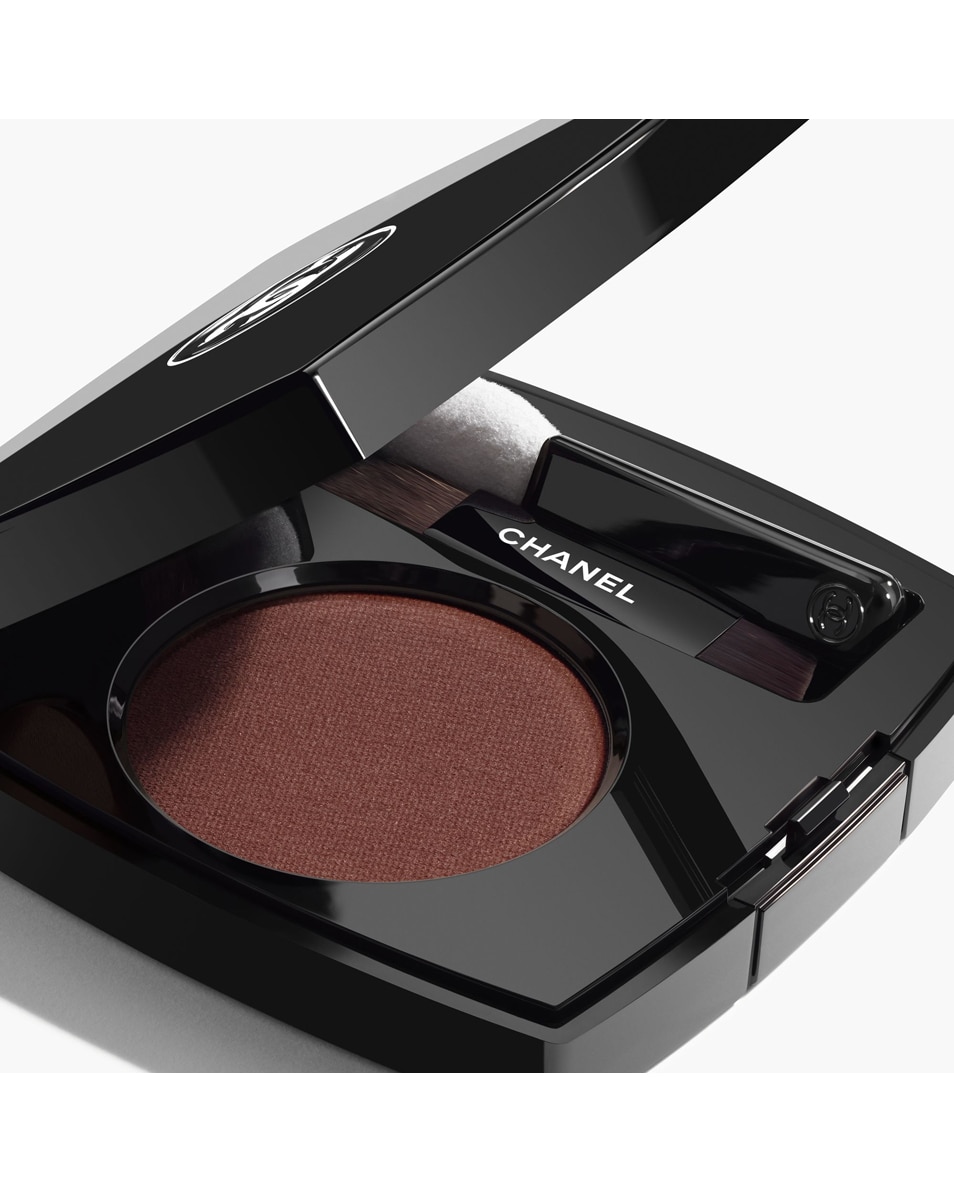 CHANEL OMBRE ESSENTIELLE MULTIFUNCTIONELE LANGHOUDENDE OOGSCHADUW BRUN FAUVE 2
