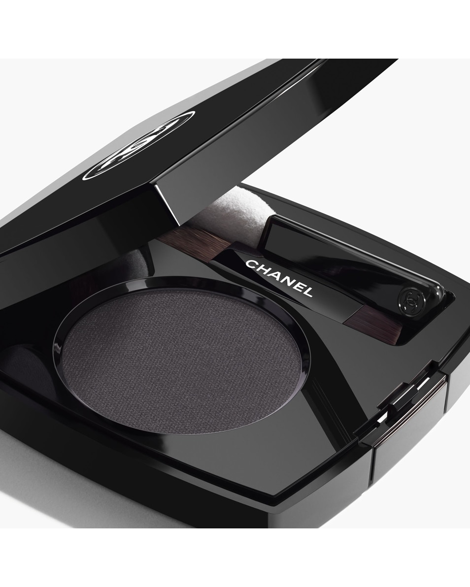 CHANEL OMBRE ESSENTIELLE MULTIFUNCTIONELE LANGHOUDENDE OOGSCHADUW BOIS NOIR 2