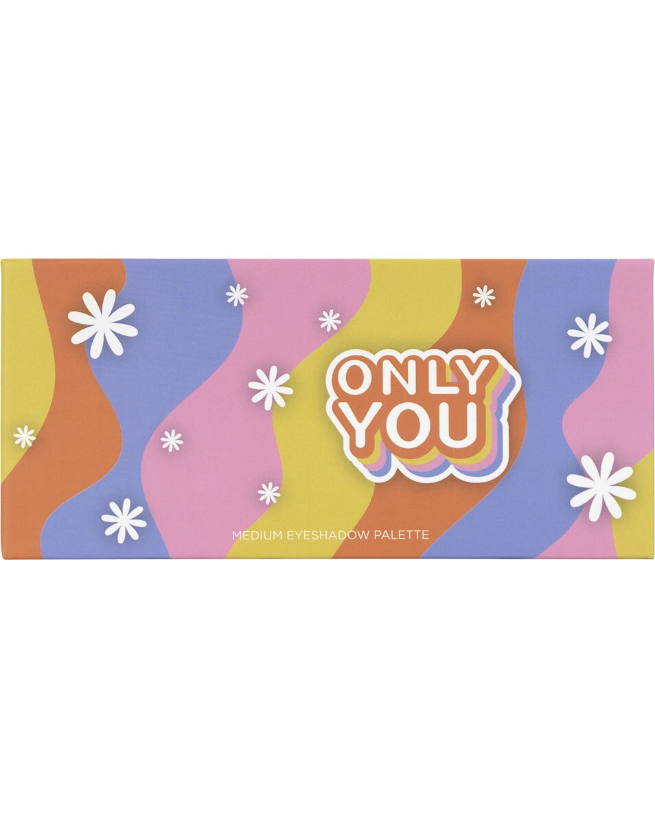 Medium eyeshadow palette