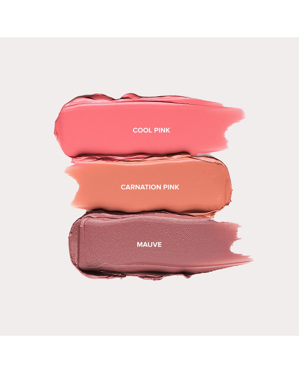 Zijdezachte, gepigmenteerde blush met matte finish.