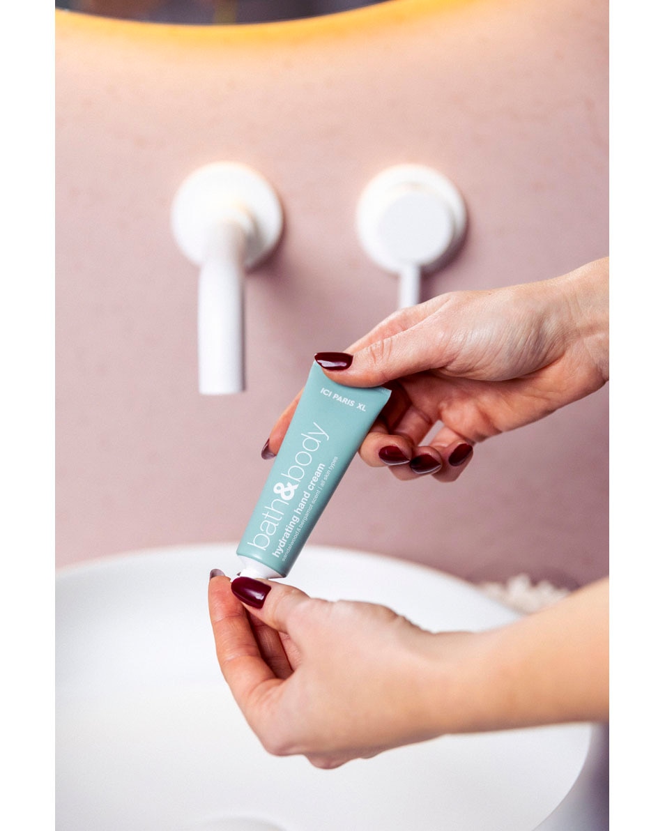 ICI PARIS XL Bath & Body Hydraterende handcrème Sandelwoord & Bergamot Scent 30 ML 2