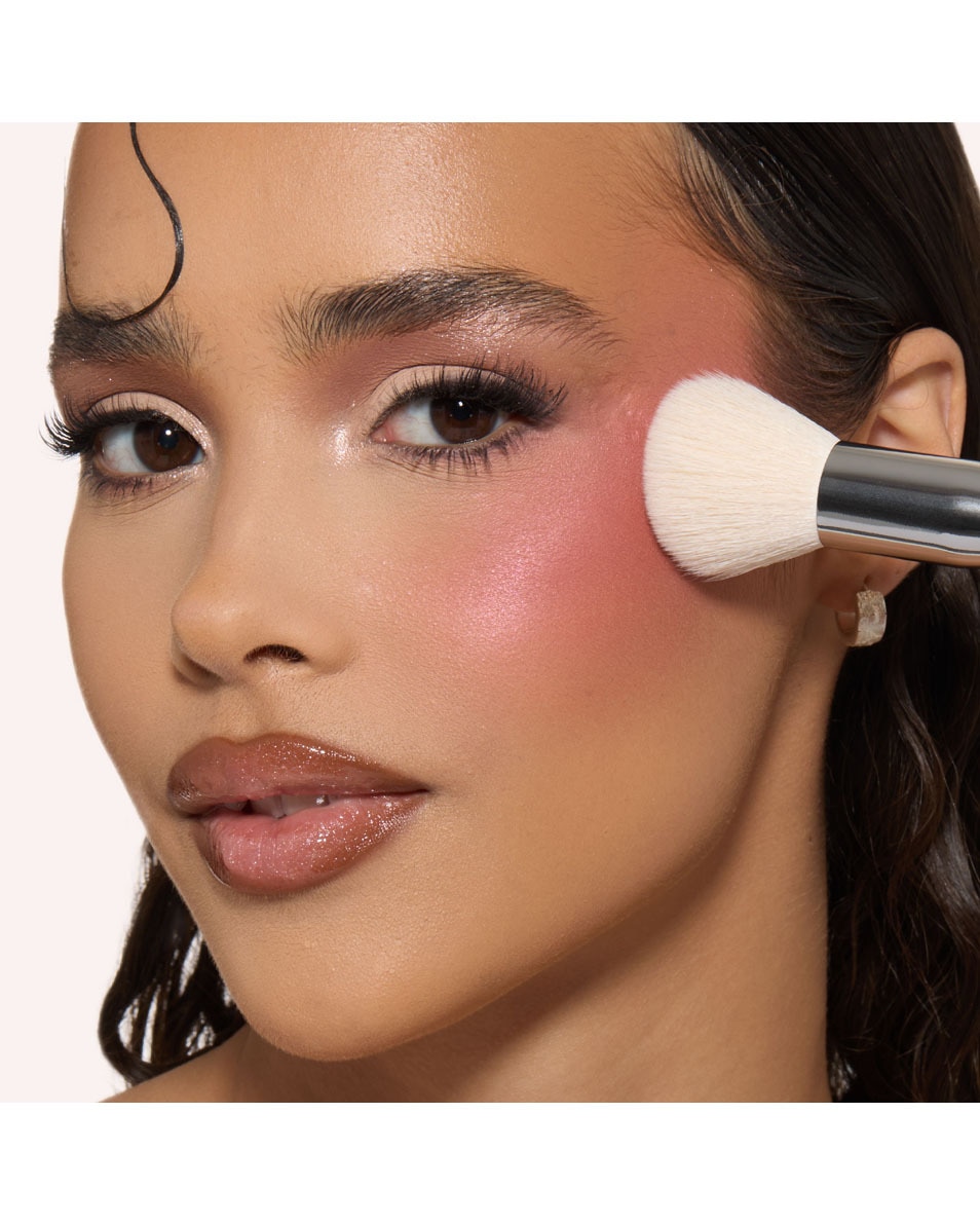 HUDA BEAUTY DIFFUSING CHEEK BRUSH Blush Brush 1 ST 2