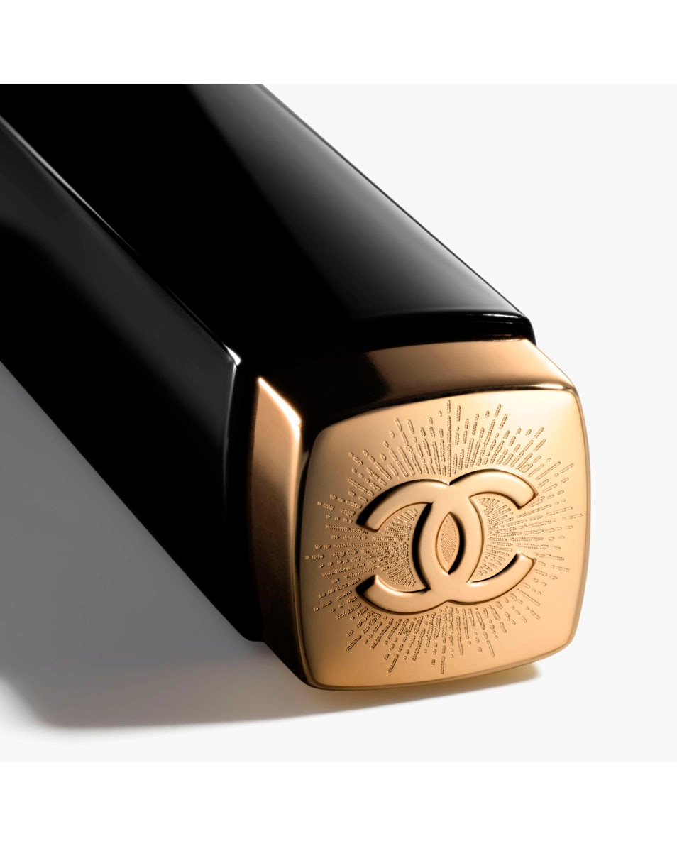 STRALENDE FLUWEELACHTIGE LIPPENSTIFT